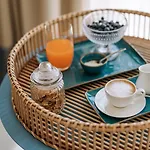 Miramare Blue 토레 산타 사비나