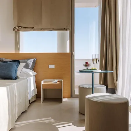 Miramare Blue Hotel Torre Santa Sabina